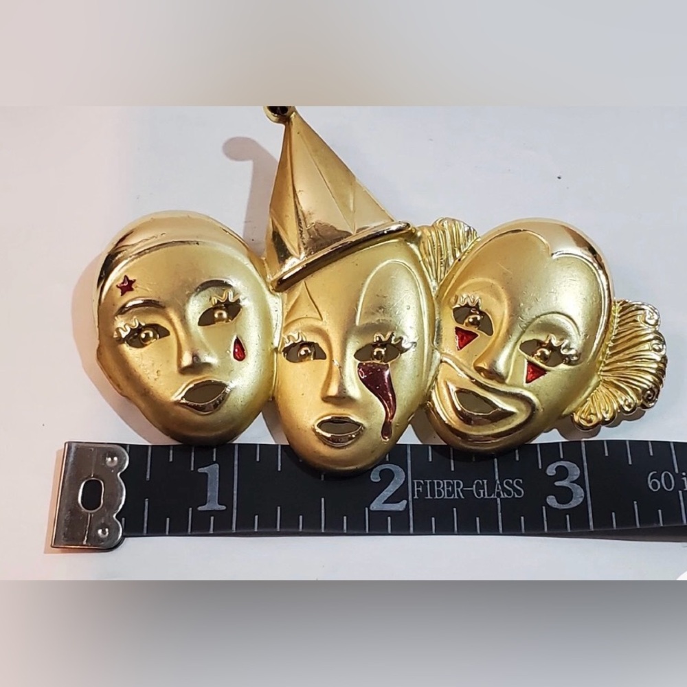 Vintage Gold Tone Crying Clowns Brooch Pin - Picture 3 of 4